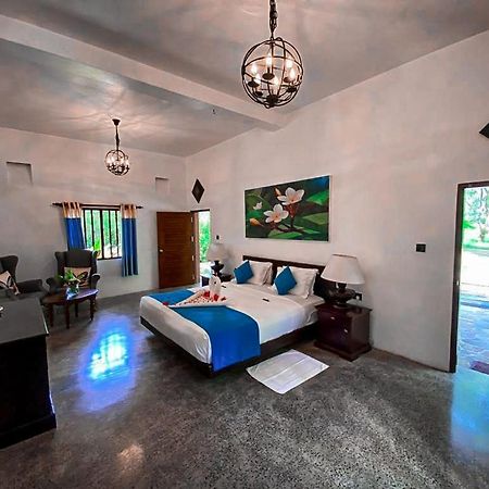 Mangrove Beach Chalets Tangalle Exterior photo