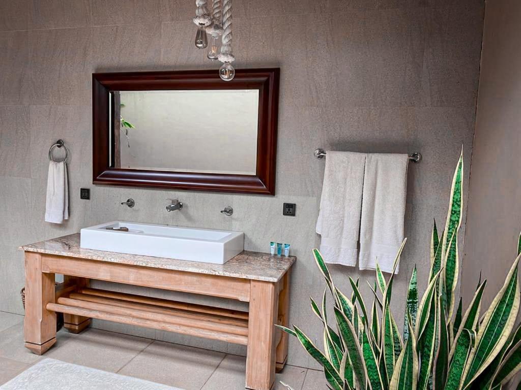 Mangrove Beach Chalets Tangalle Exterior photo