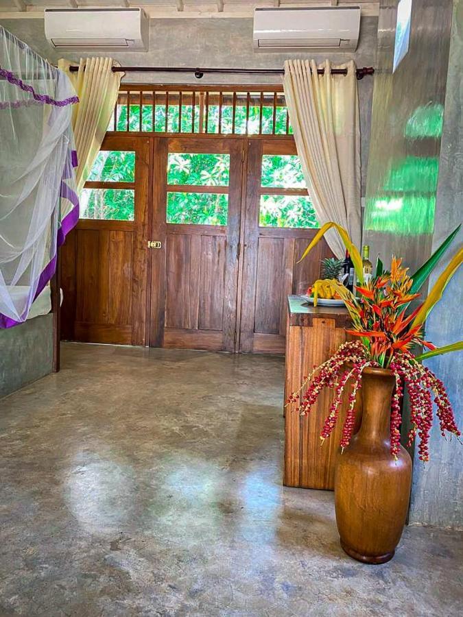 Mangrove Beach Chalets Tangalle Exterior photo