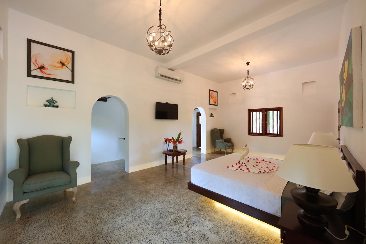 Mangrove Beach Chalets Tangalle Exterior photo